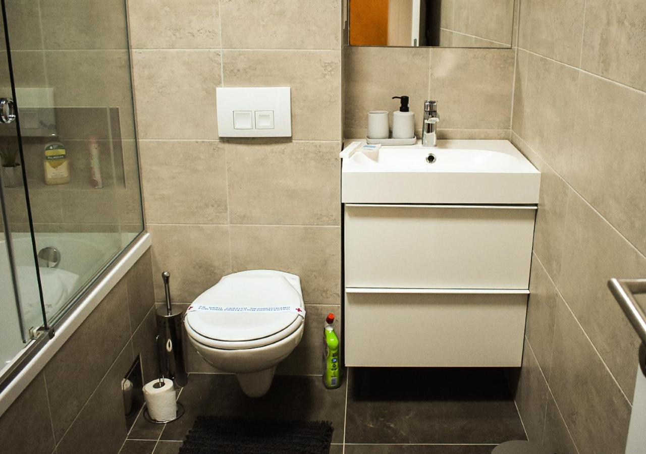 Apartmani Novi Sad Sm51 2 Kültér fotó